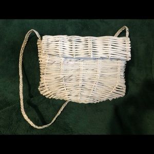 Selling a bag made of papers